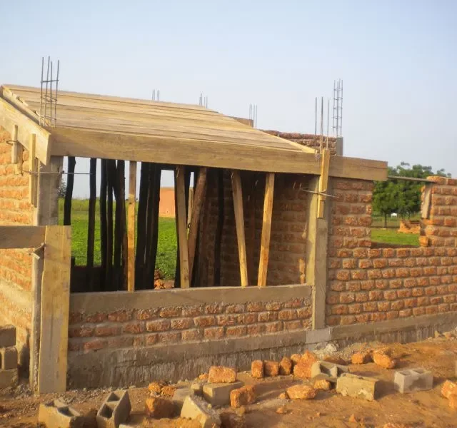 BetriebsgebäudeGuibtenga