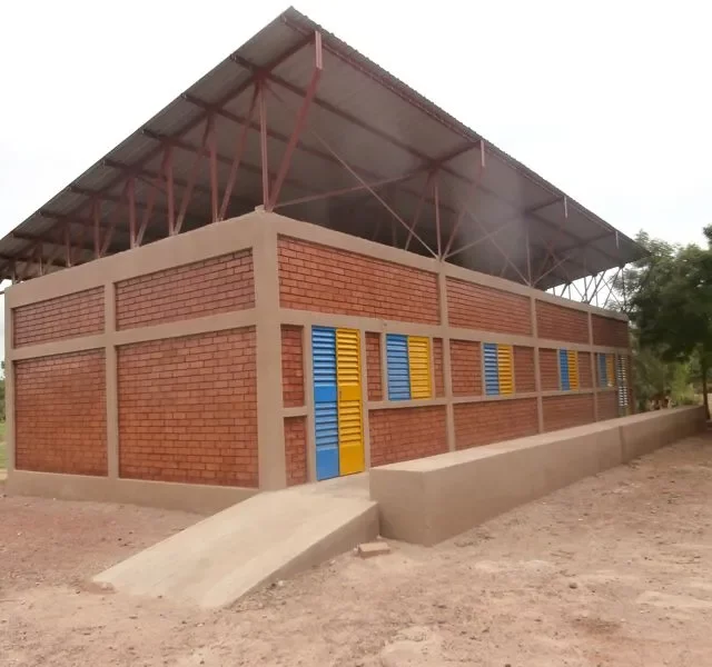 Dapoya-Schule-farbig2