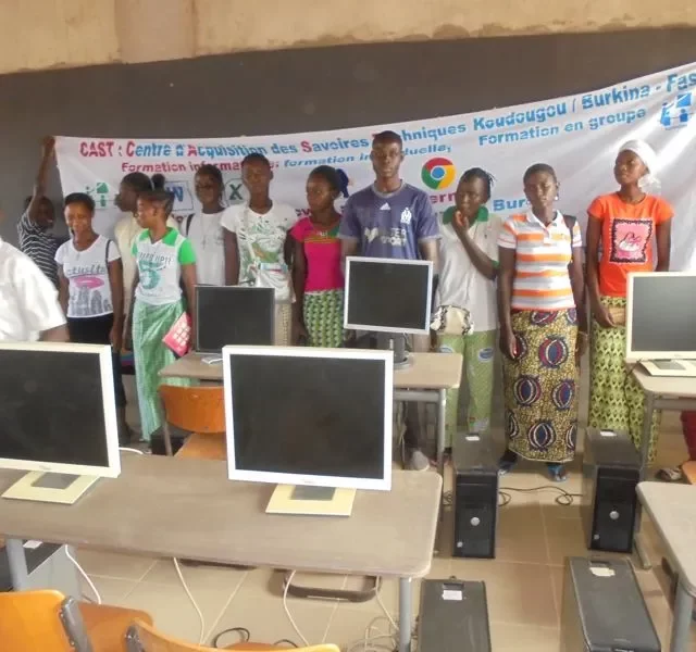 Koudougou-Berufsschule-Digitaltechnik-2