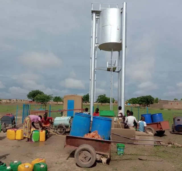 Koudougou-Wasser-holen