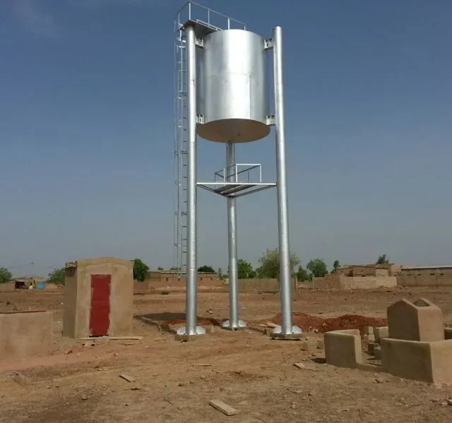 Koudougou-Wasserhochbehaelter-fertig