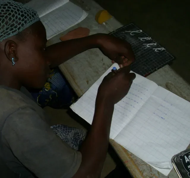 Yalegtenga-Abendschule-007